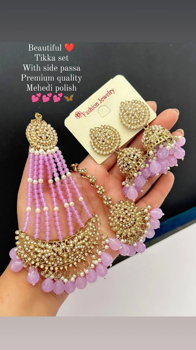 The Set Includes A Tikka  And A Pair Of Jhumka With Side Passa